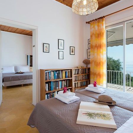 Villa Aquila Perama  Exterior foto