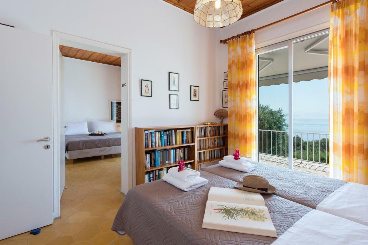 Villa Aquila Perama  Exterior foto