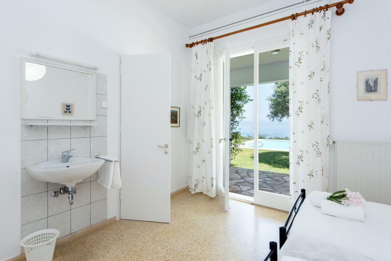 Villa Aquila Perama  Exterior foto