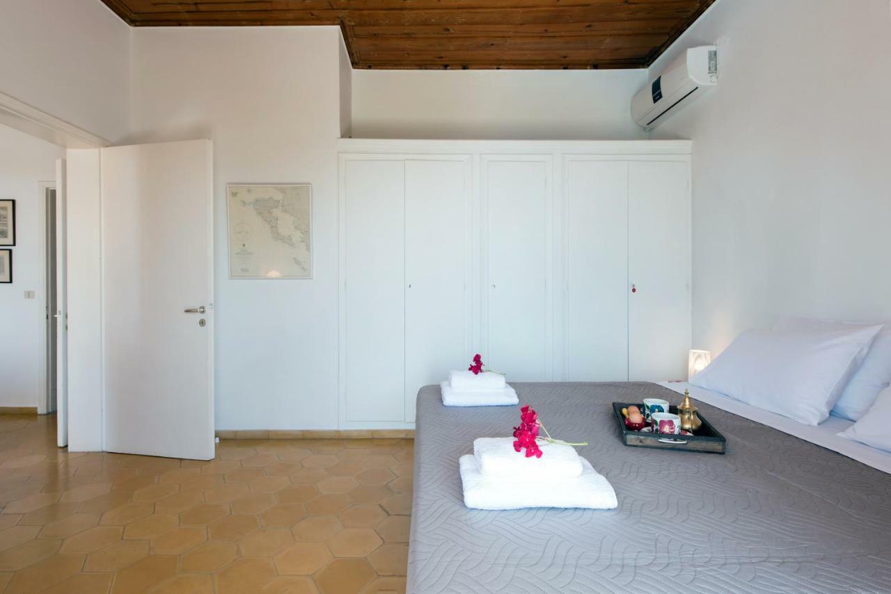Villa Aquila Perama  Exterior foto