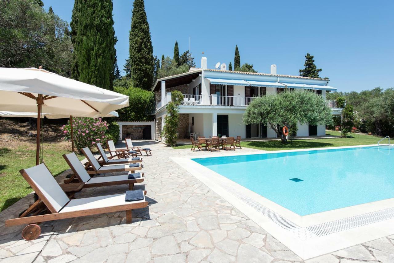 Villa Aquila Perama  Exterior foto